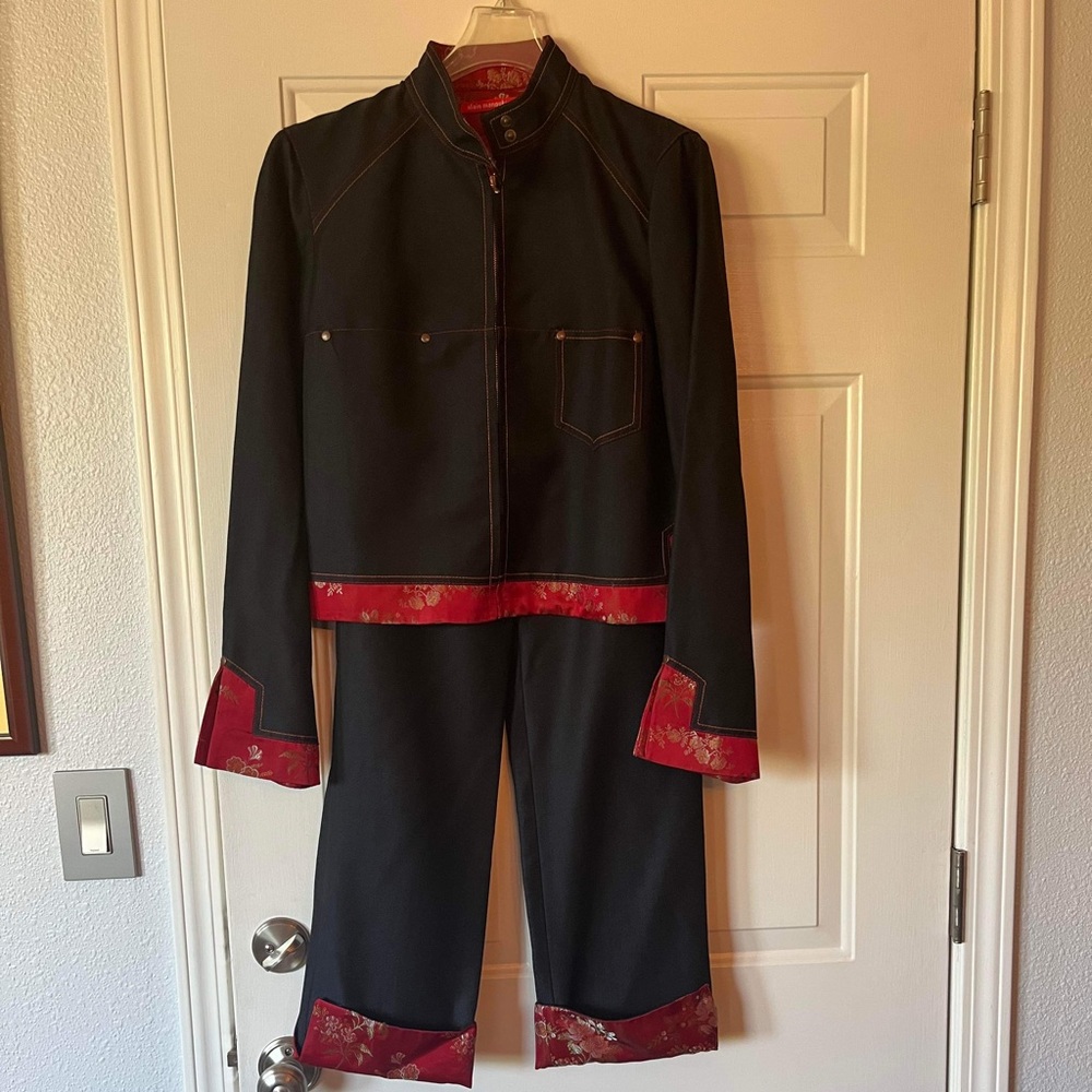 Alain Manoukian new pant suit